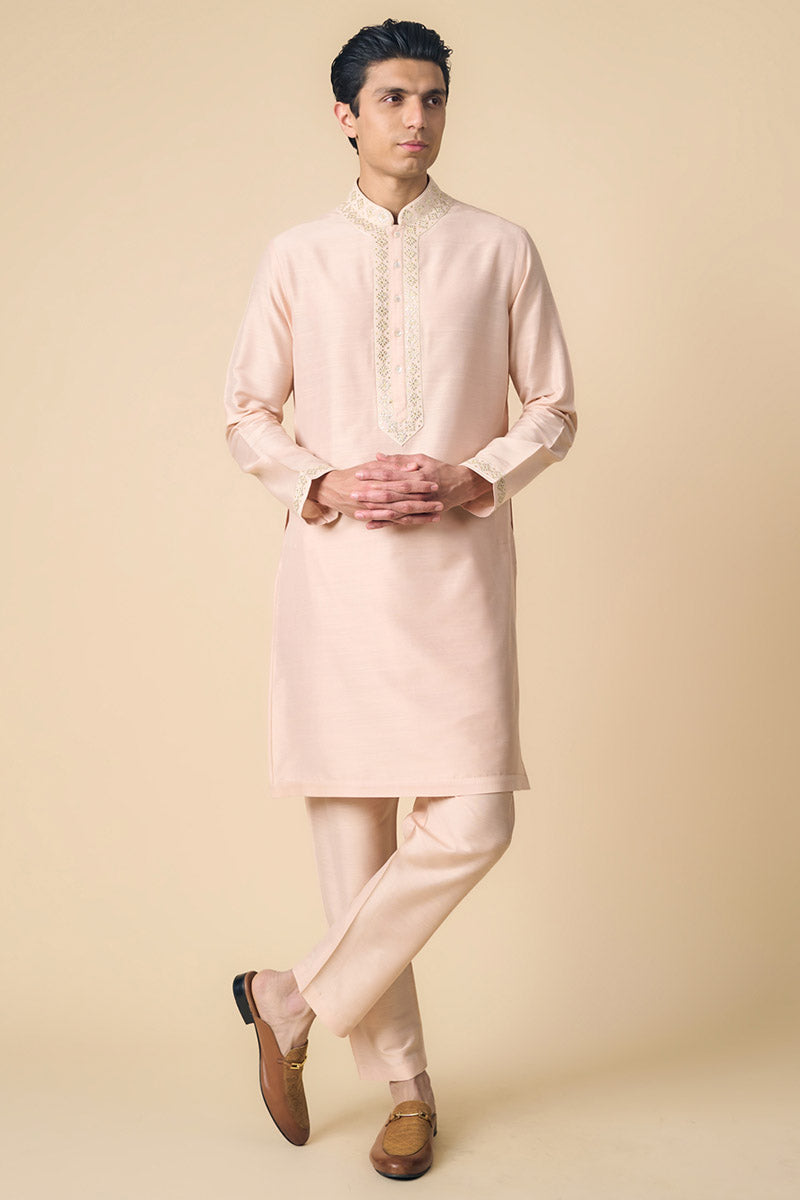 Peach Kurta Set with Fine Thread And Gota Work