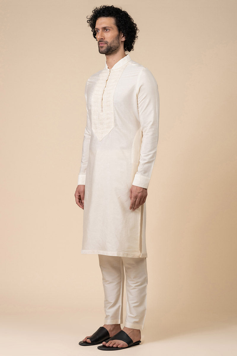 Ivory Kurta Set With Thread Textured Yoke Detailing