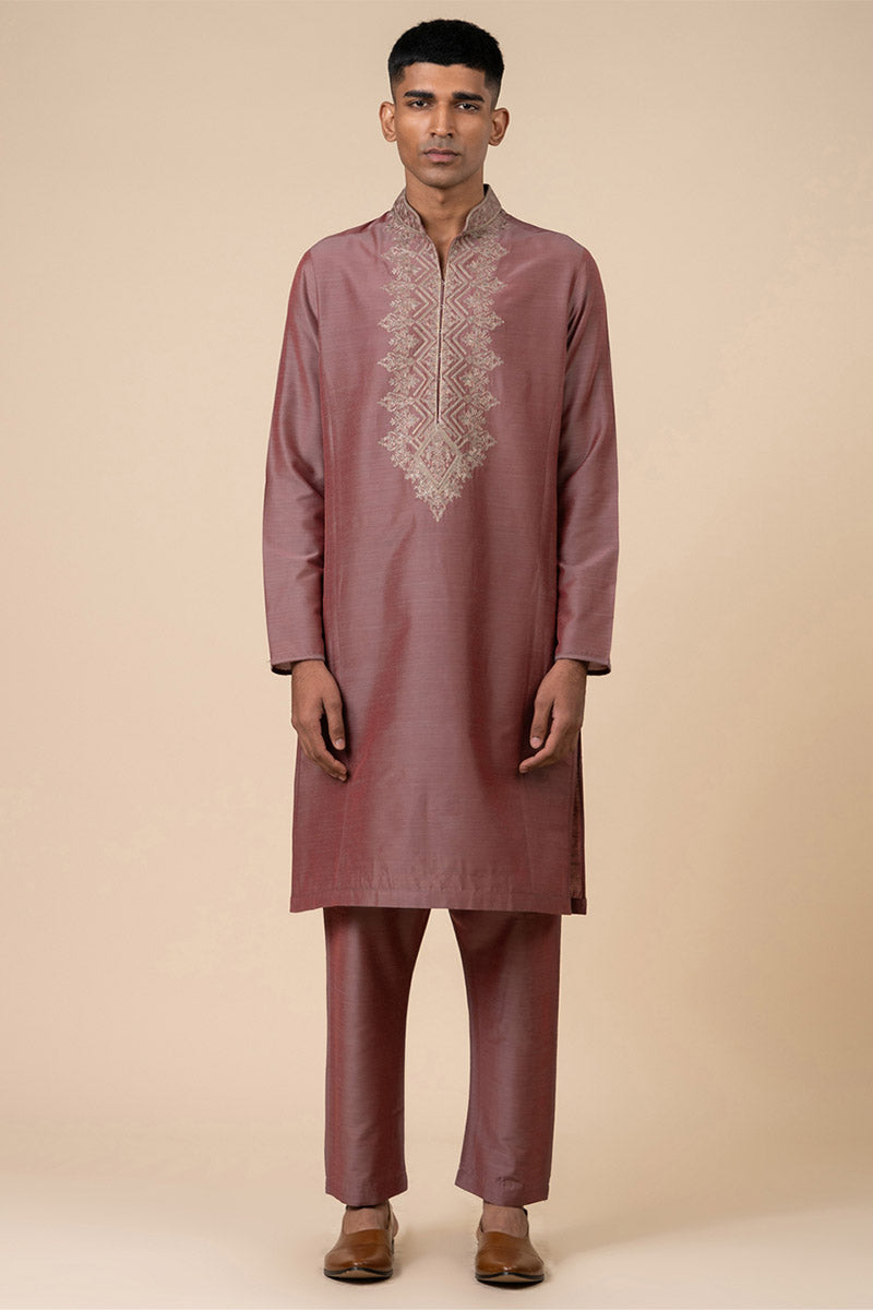 Pink Kurta Set With Elaborated Resham Work