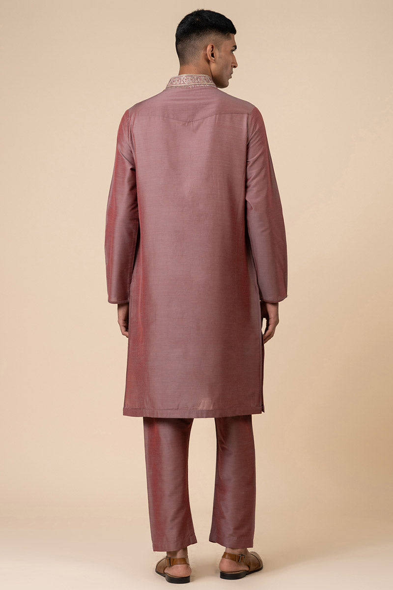 Pink Kurta Set With Elaborated Resham Work