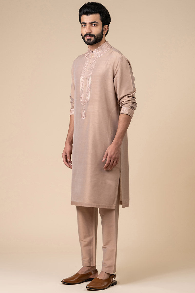 Pink Kurta Set With Embroidered Collar and Placket