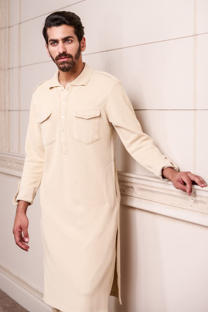 Cream Kurta Set With Kantha Stitch Detailing