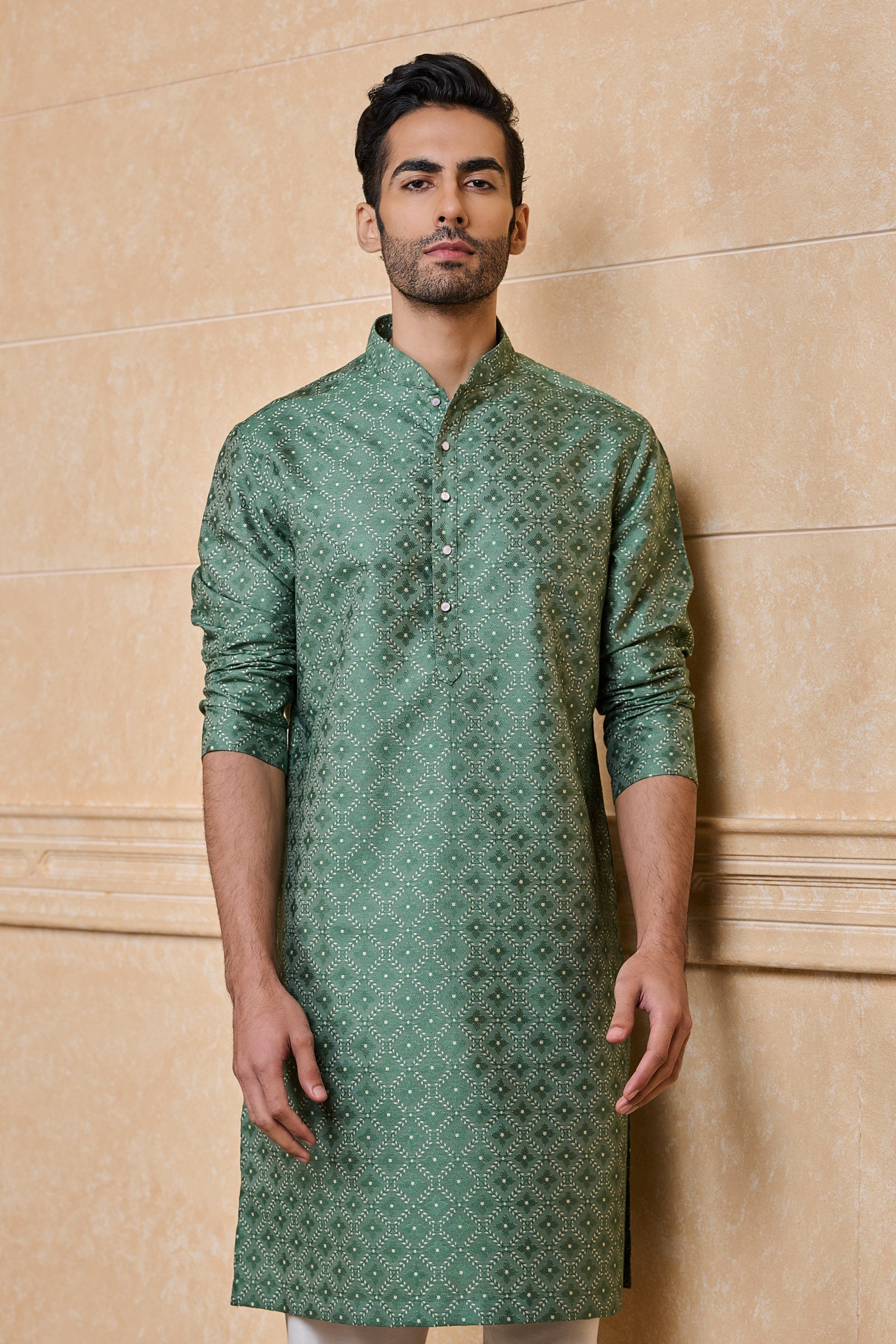 Green Jacquard Kurta Set With Top Stitch Detailing