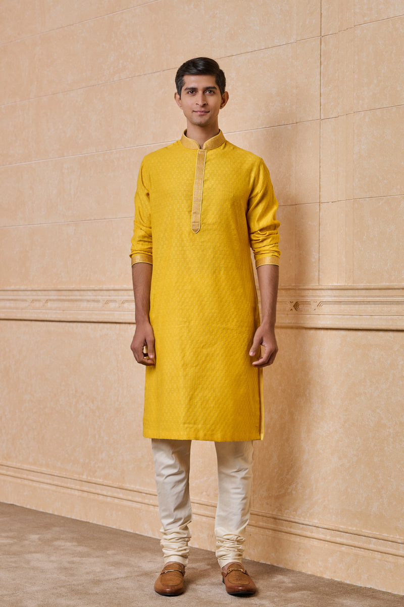 Jacquard Kurta With Texturing Detail