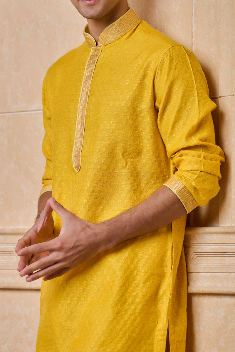 Jacquard Kurta With Texturing Detail