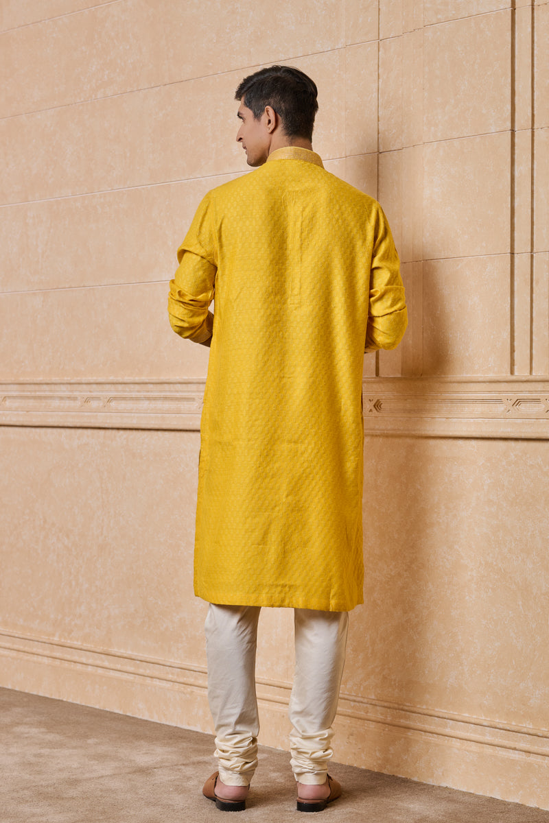 Jacquard Kurta With Texturing Detail