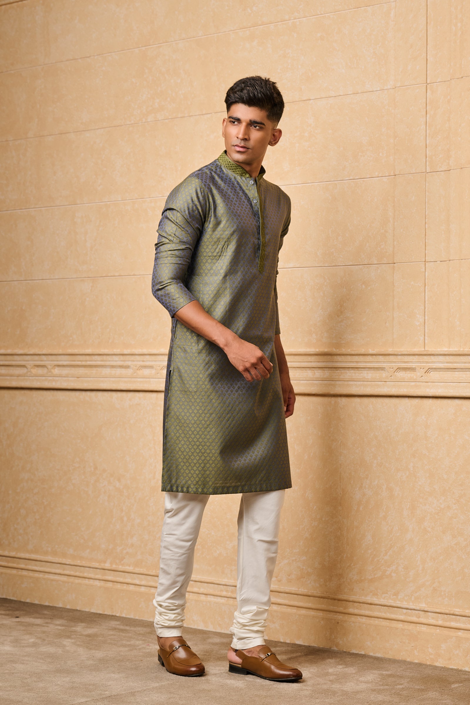 Dark Green Jacquard Kurta Set With Top Stitch Detailing