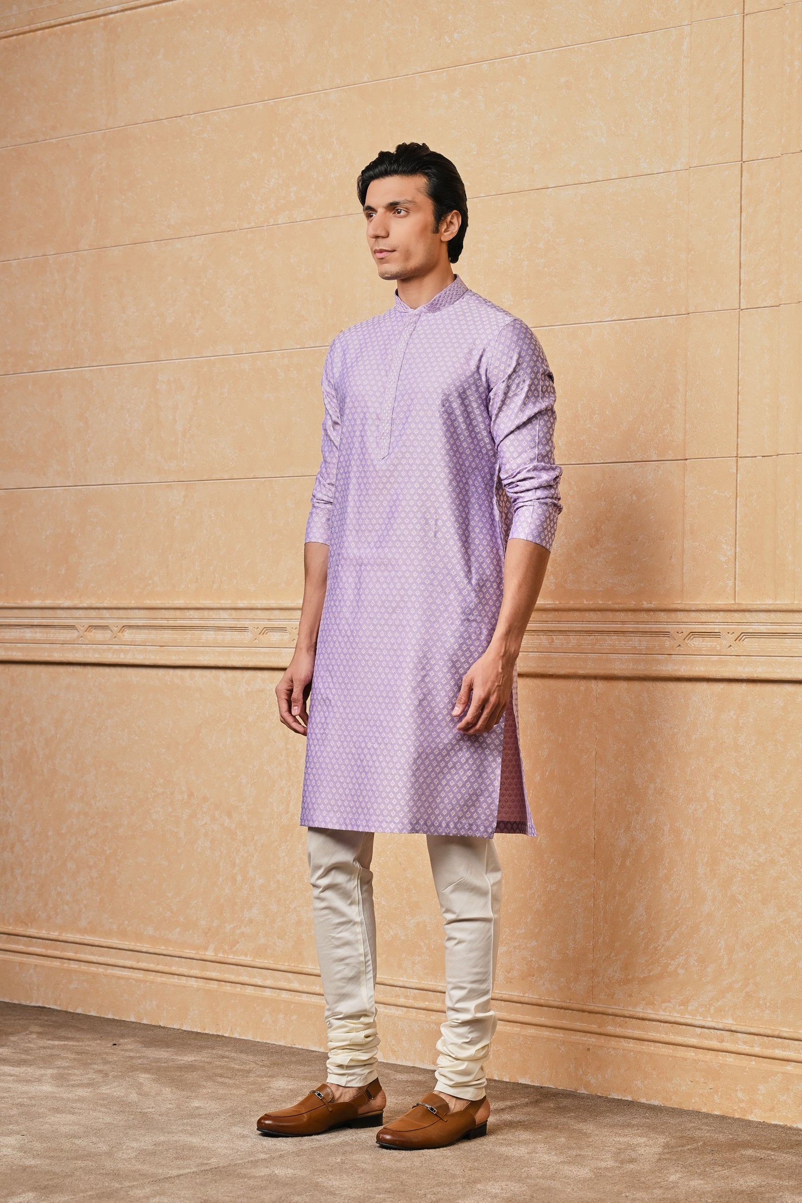 Lilac Jacquard Kurta Set With Top Stitch Detailing