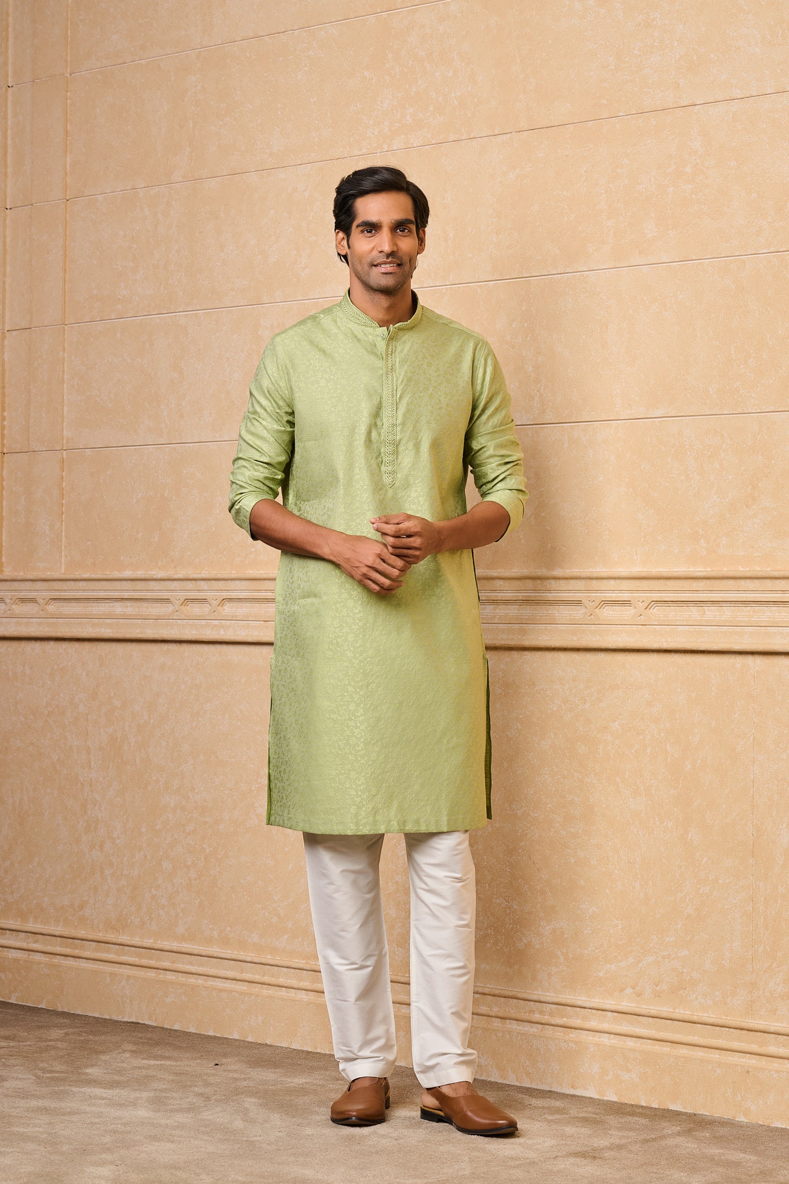 Light Green Floral Kurta Set With Top Stich Detailing