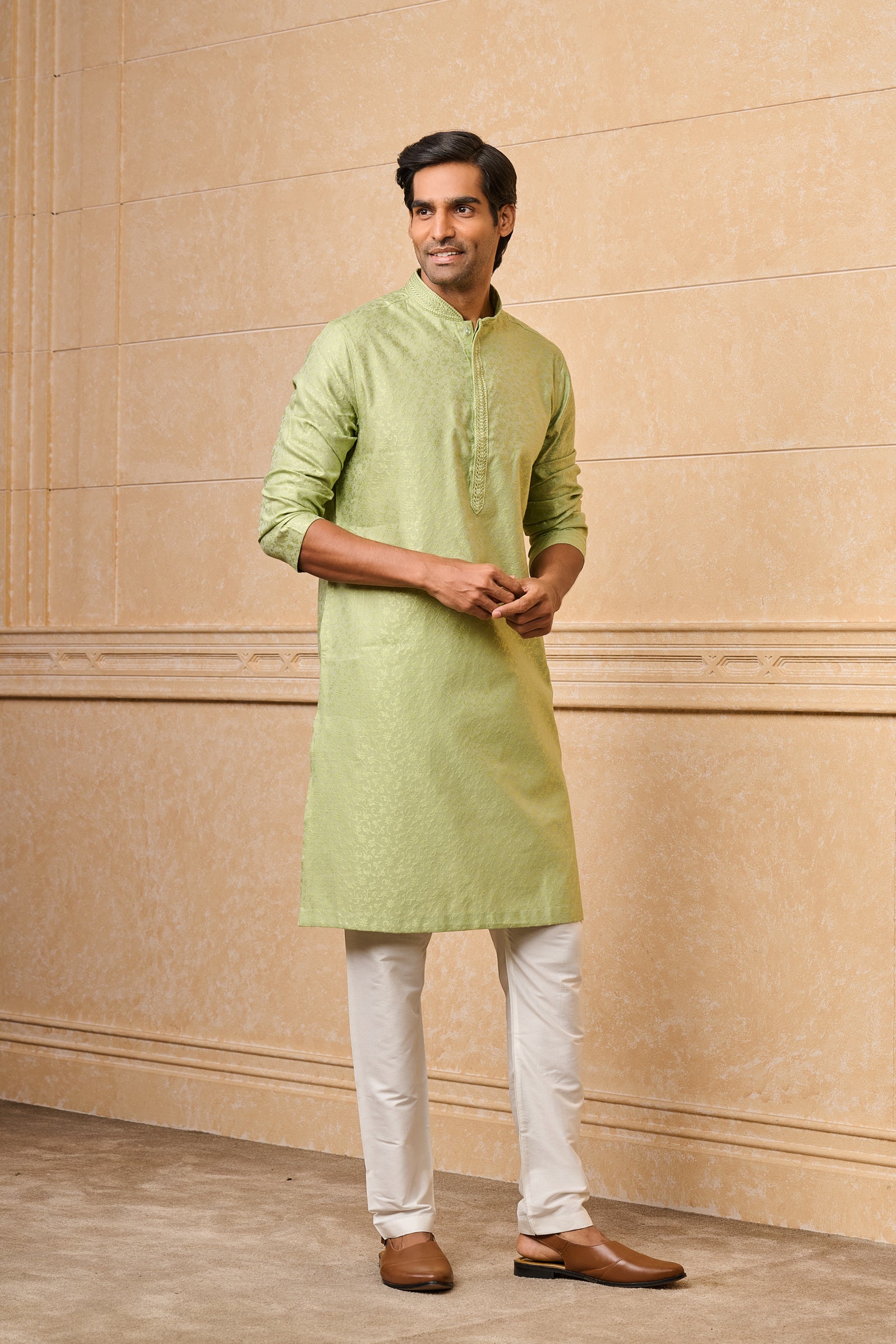 Light Green Floral Kurta Set With Top Stich Detailing