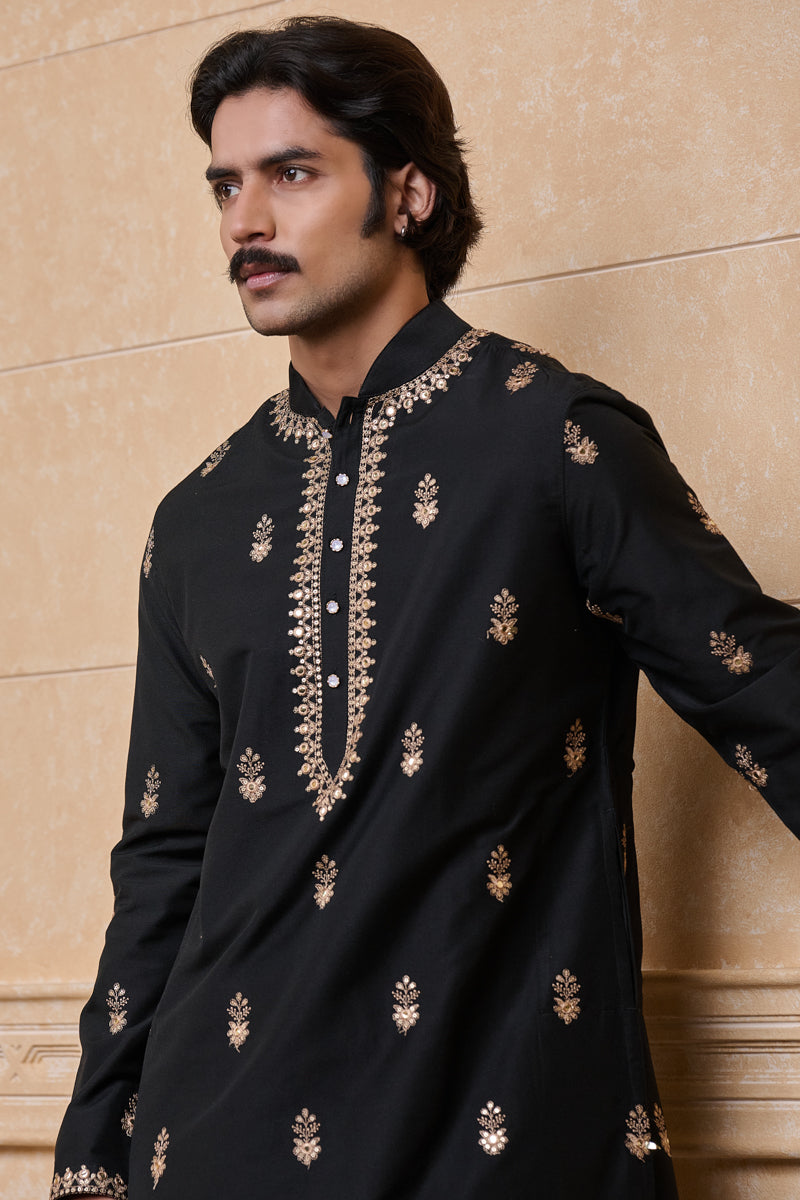 Black Staple Kurta Set With Butta Embroidery