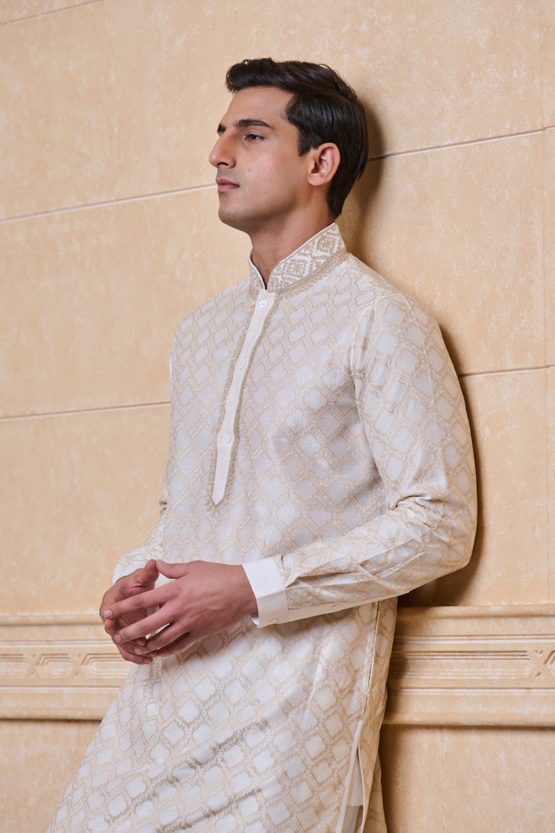 Ivory All Over Thread Embroidered Kurta Set