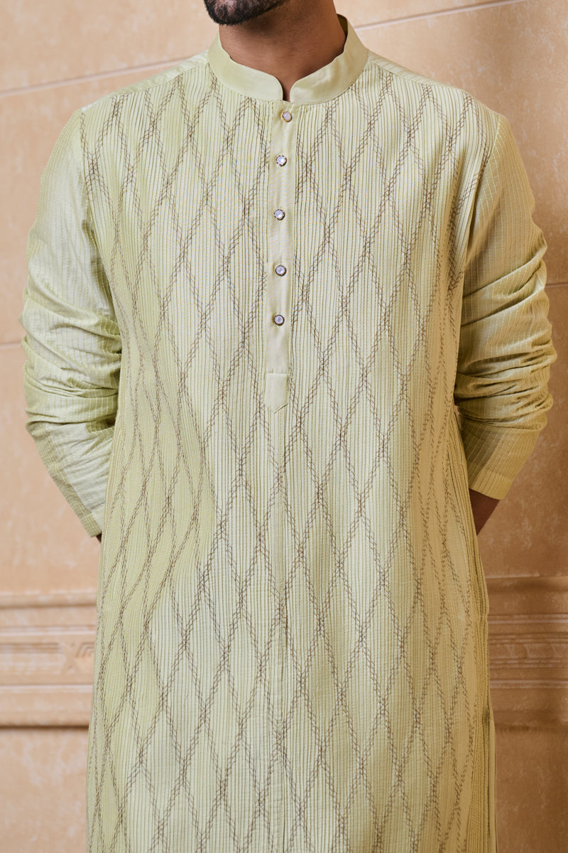 Light Green Kurta Set With Textured Detailing