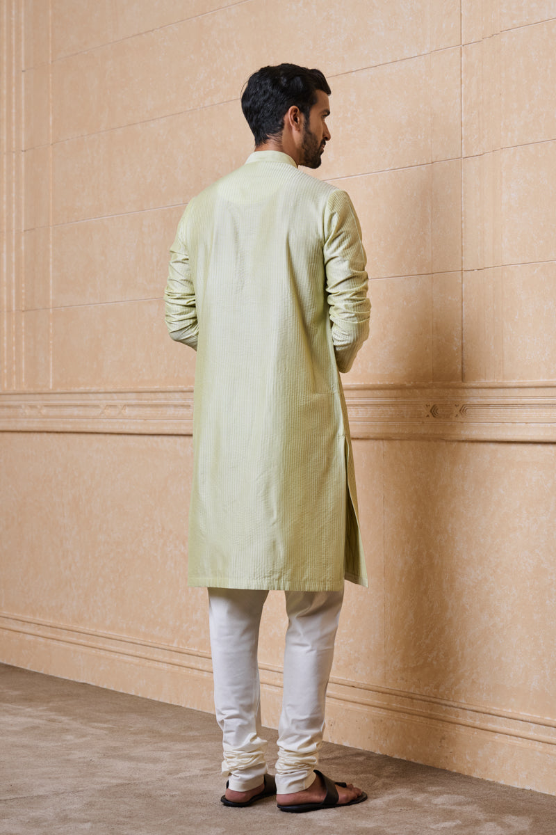 Light Green Kurta Set With Textured Detailing