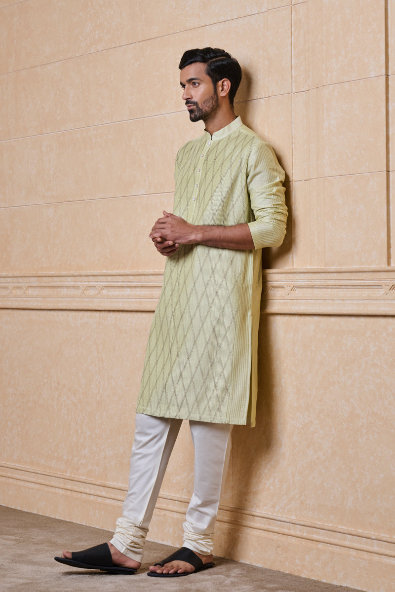 Light Green Kurta Set With Textured Detailing