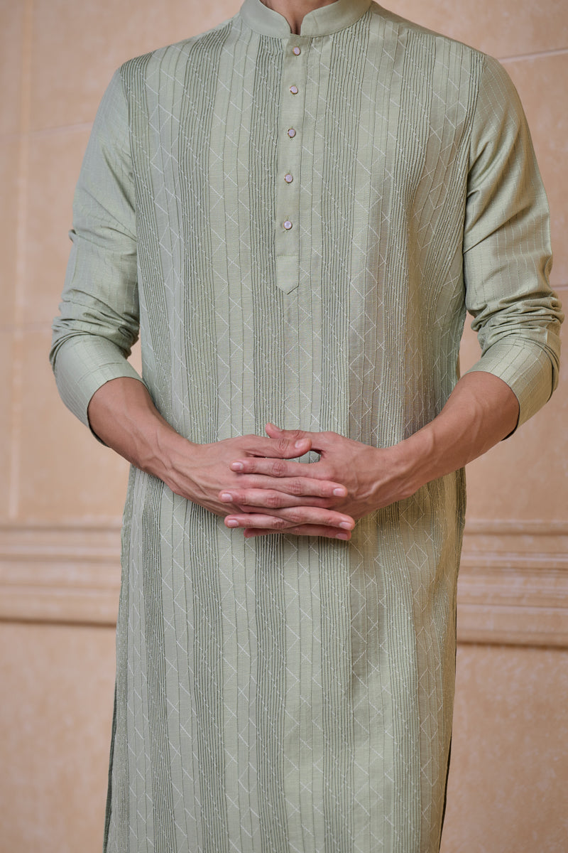 Light Green Kurta Set With Textured Detailing