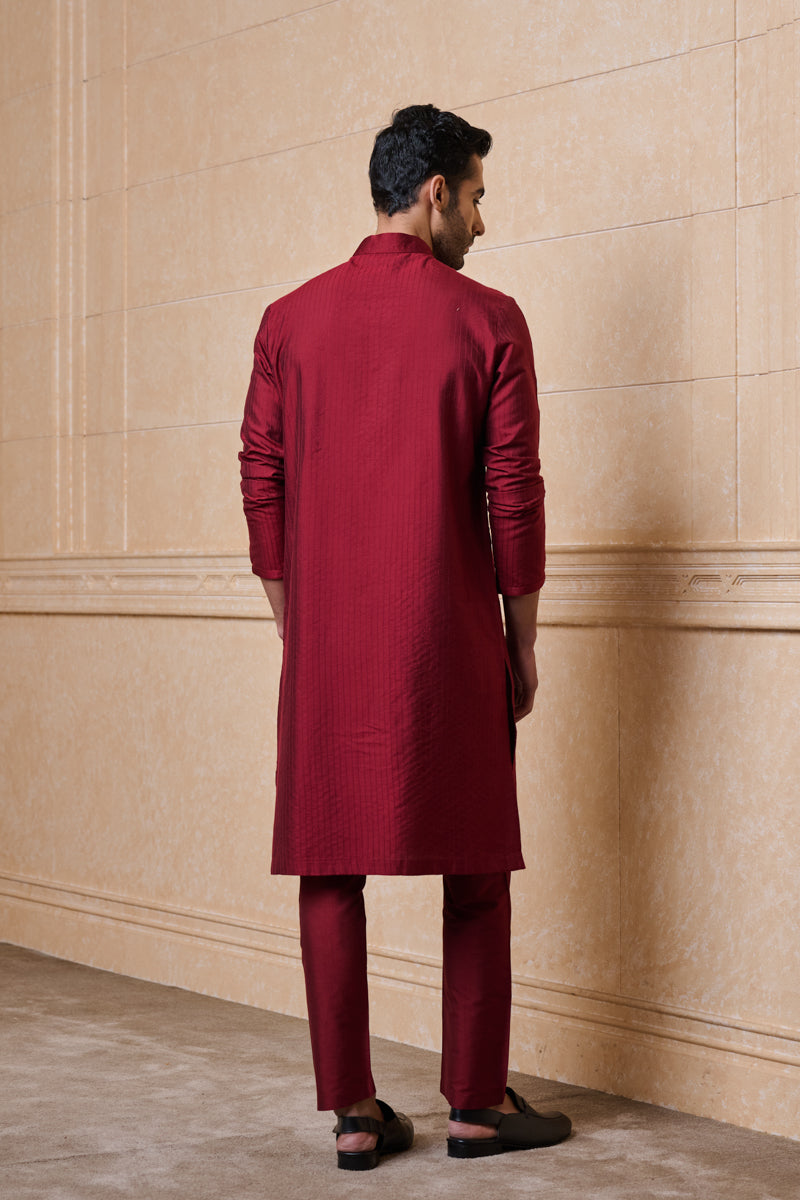 Maroon Kurta Set With Textured Detailing