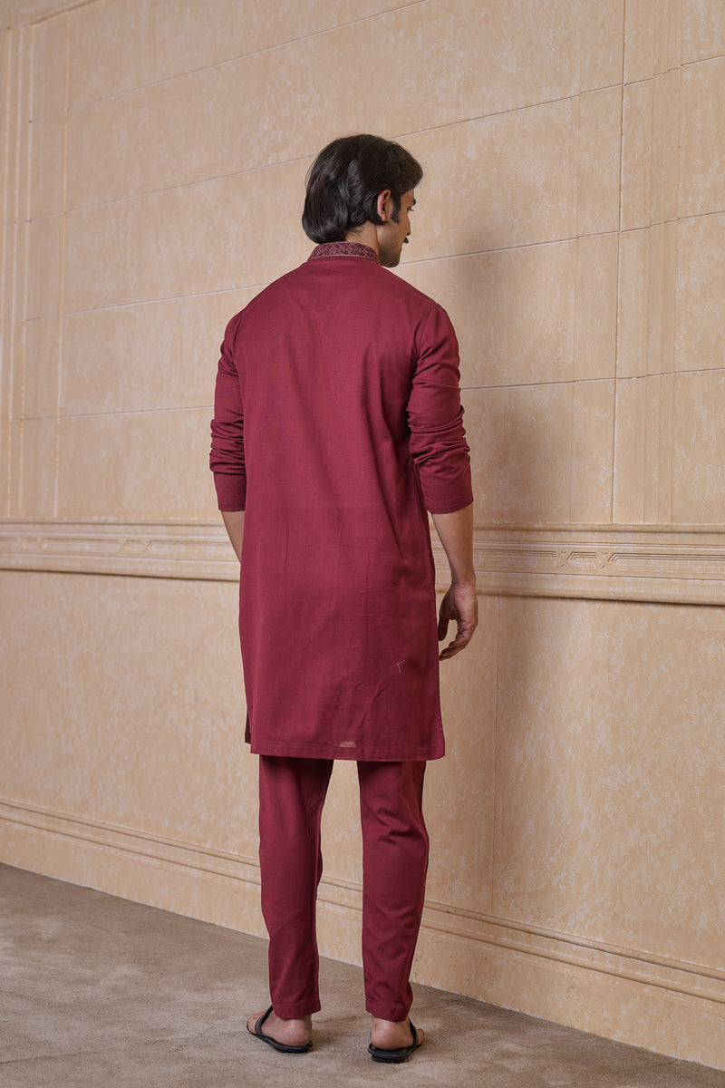 Wine Linen Blend Kurta Set With Resham Embroidery