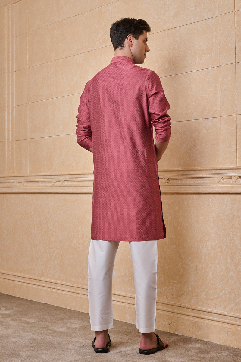 Pink Jacquard Kurta Set In Geometrical Pattern