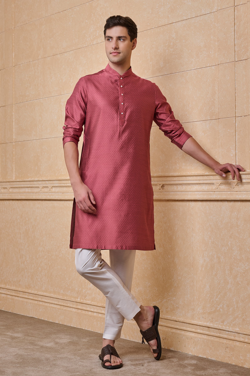 Pink Jacquard Kurta Set In Geometrical Pattern