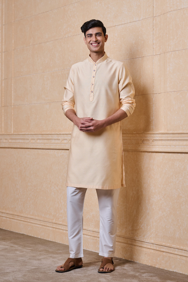 Peach Jacquard Kurta Set With Geometrical Pattern