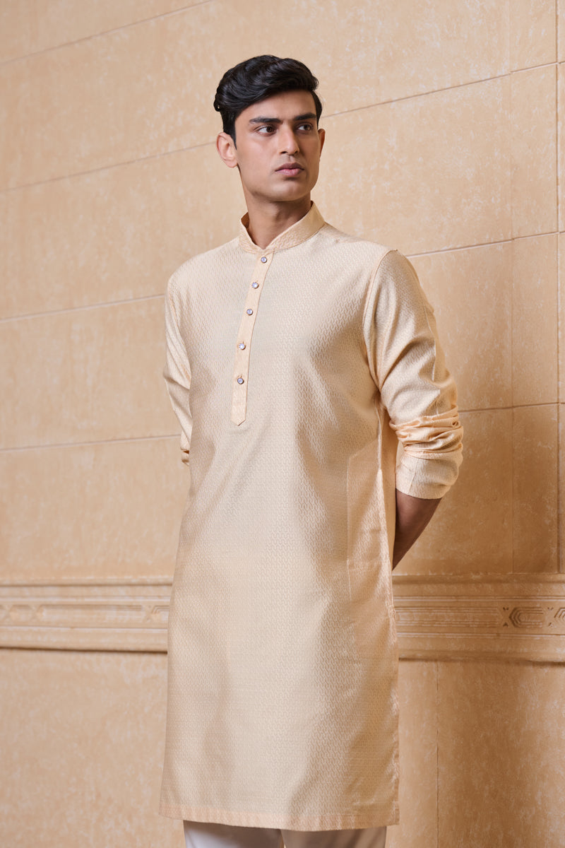 Peach Jacquard Kurta Set With Geometrical Pattern