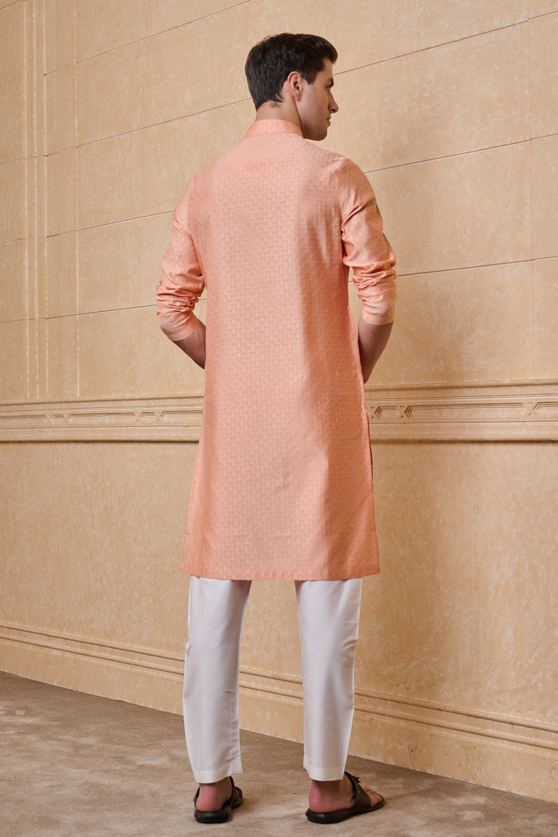 Peach Jacquard Kurta Set In Jaali Pattern