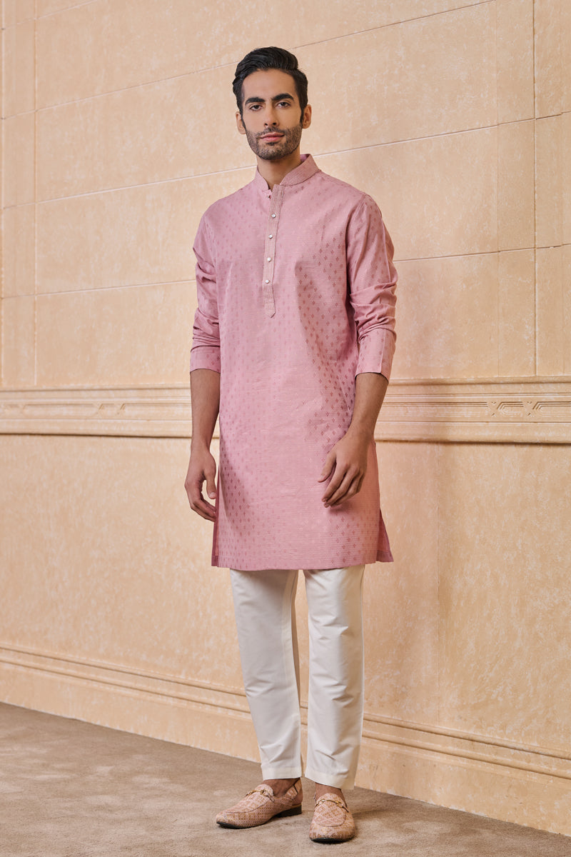 Pink Jacquard Kurta Set With Texture Detailing