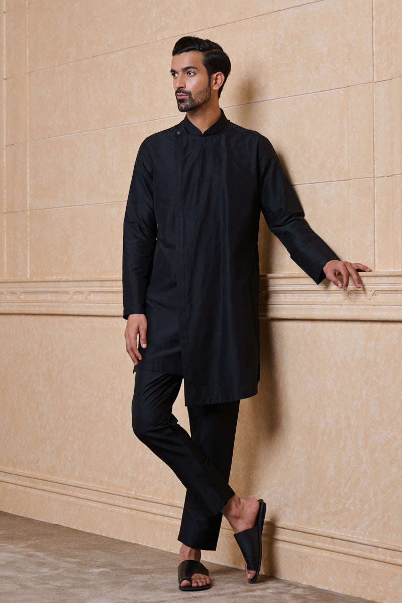 Black Single Kurta With Overlapped Placket