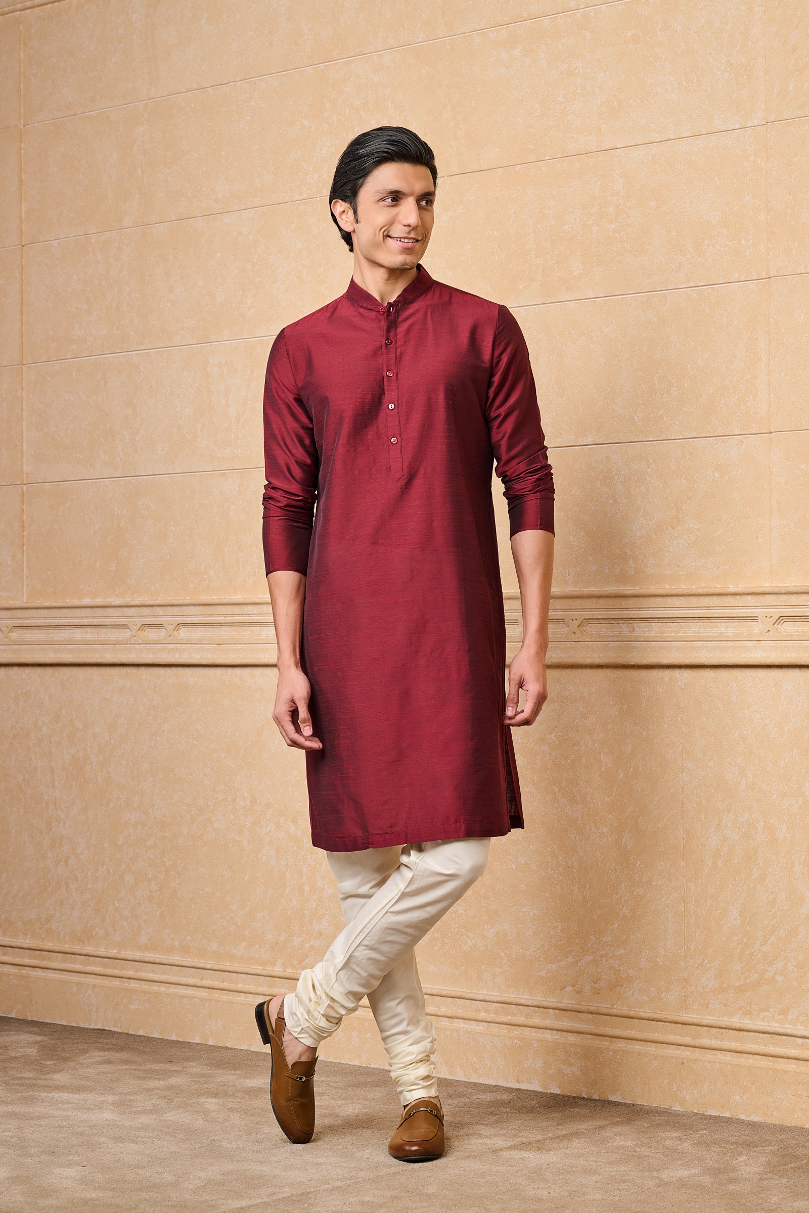 Wine Zero Point Collar Kurta