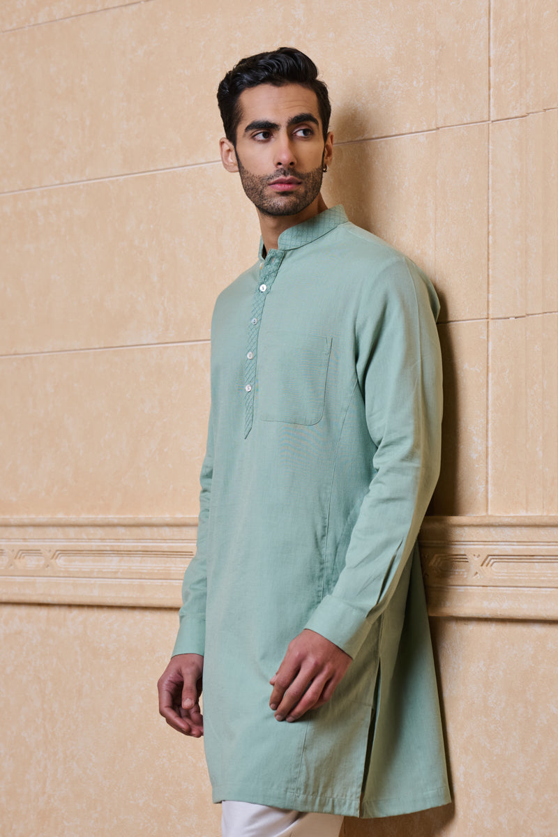 Light Green Single Kurta With Textured Collar