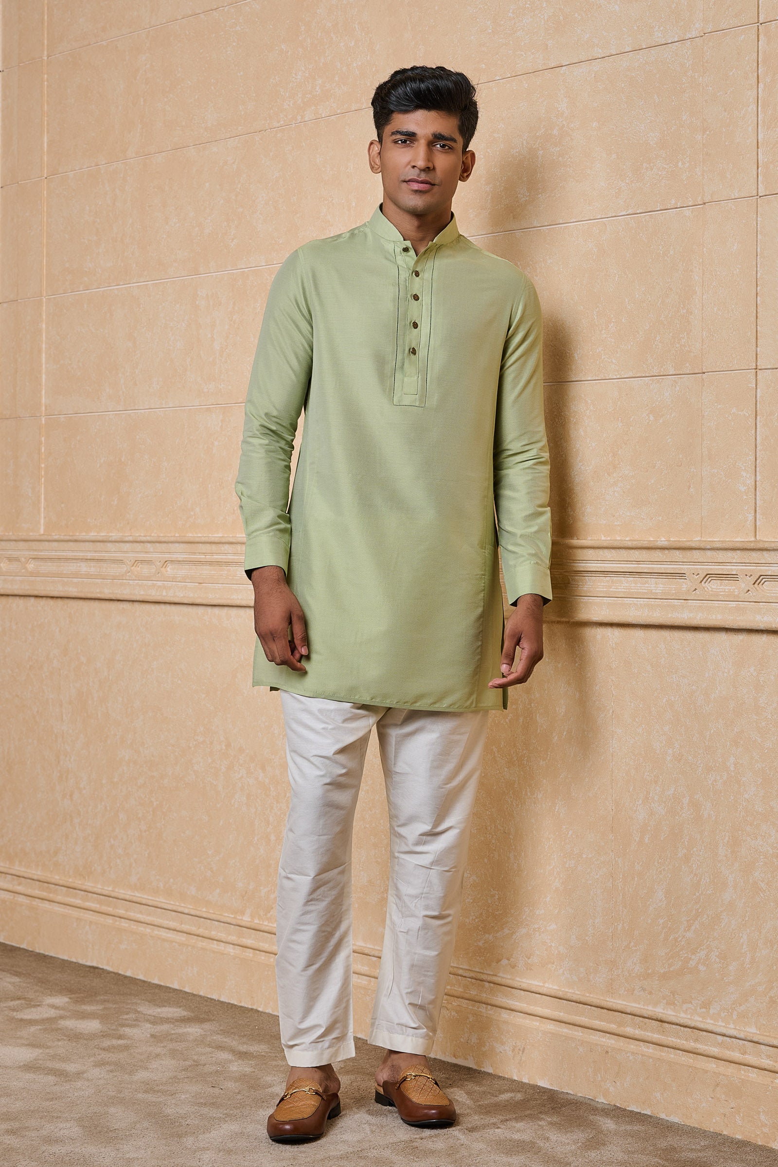 Green Stylised Kurta With Jaali Detailing