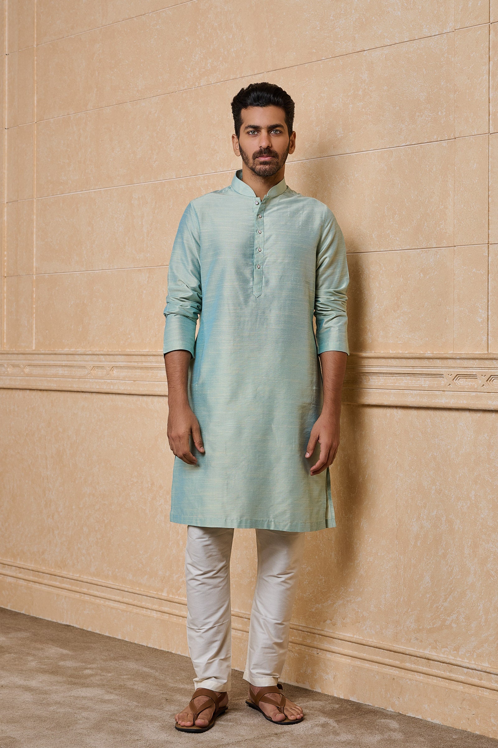 Aqua Classic Solid Single Kurta