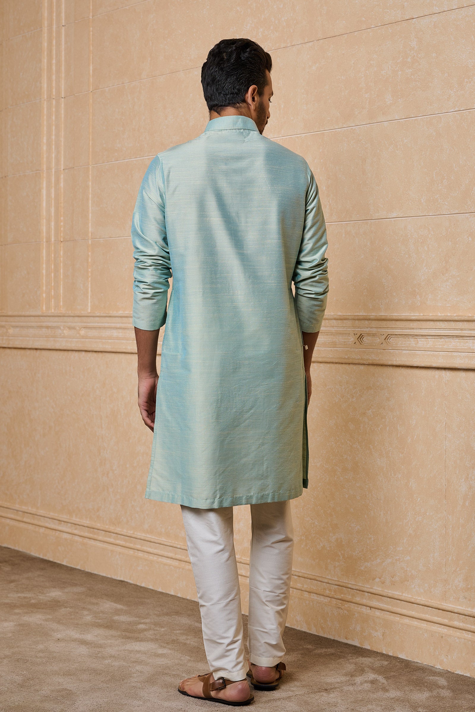 Aqua Classic Solid Single Kurta