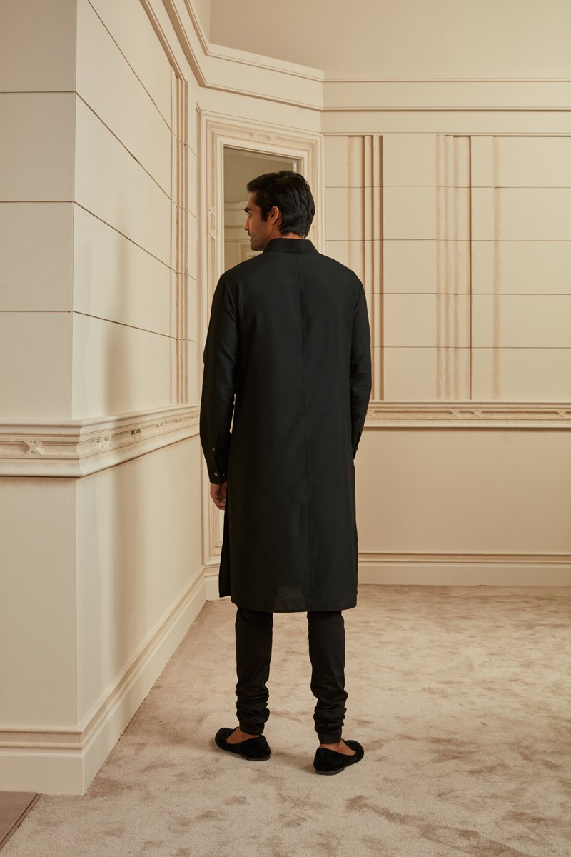 Black Kurta With Zipper Placket