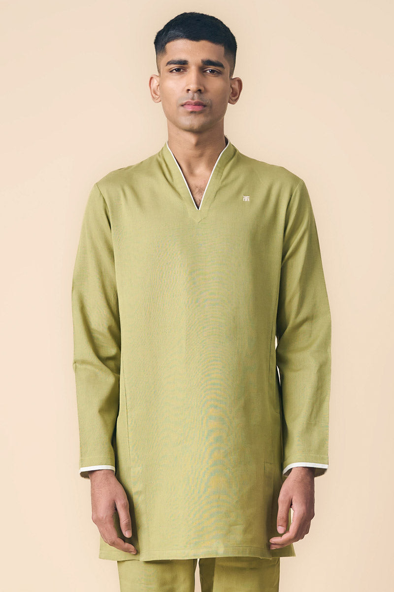 Olive Kurta With Contrast Detailing