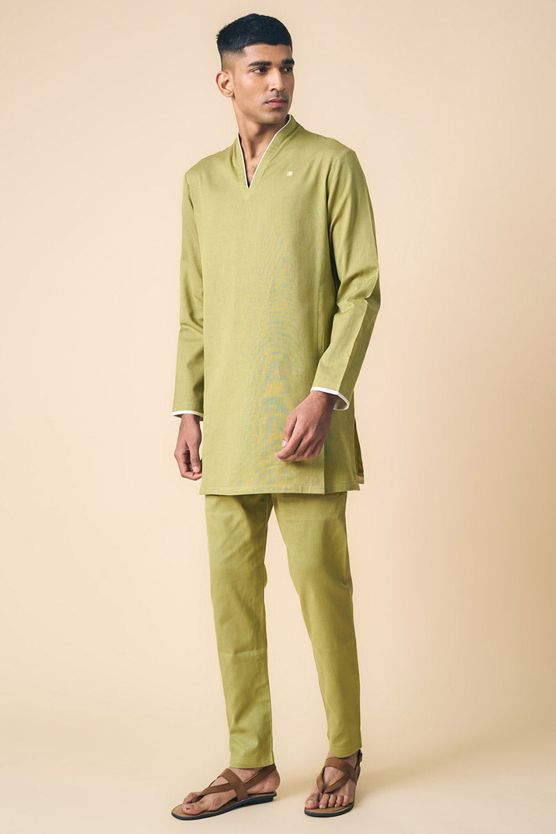 Olive Kurta With Contrast Detailing