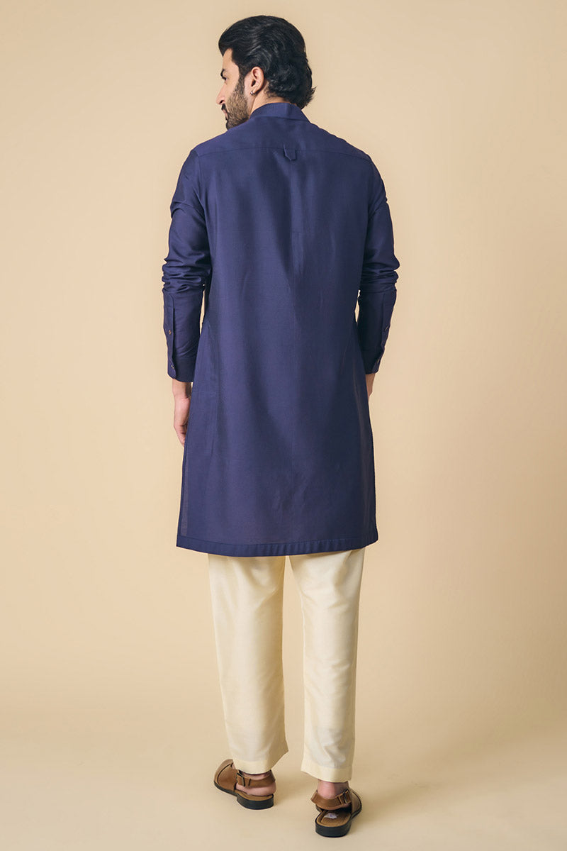 Navy Kurta With Contrast Edge Detailing