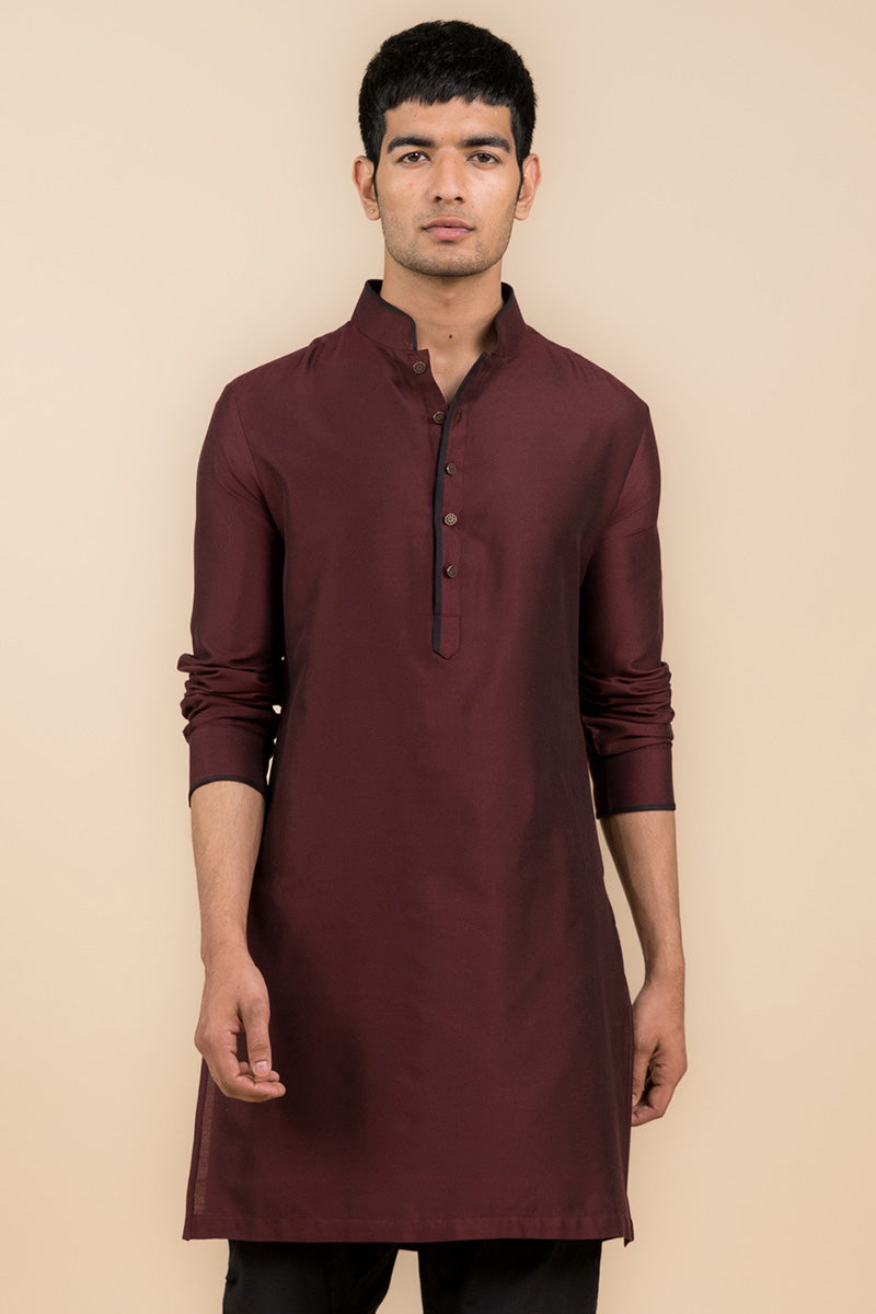 Wine Band Collar Kurta In Contrast Detailing