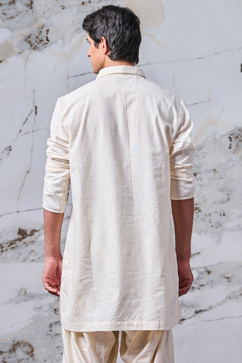 Ivory Kurta With Collar And Pocket Detailing