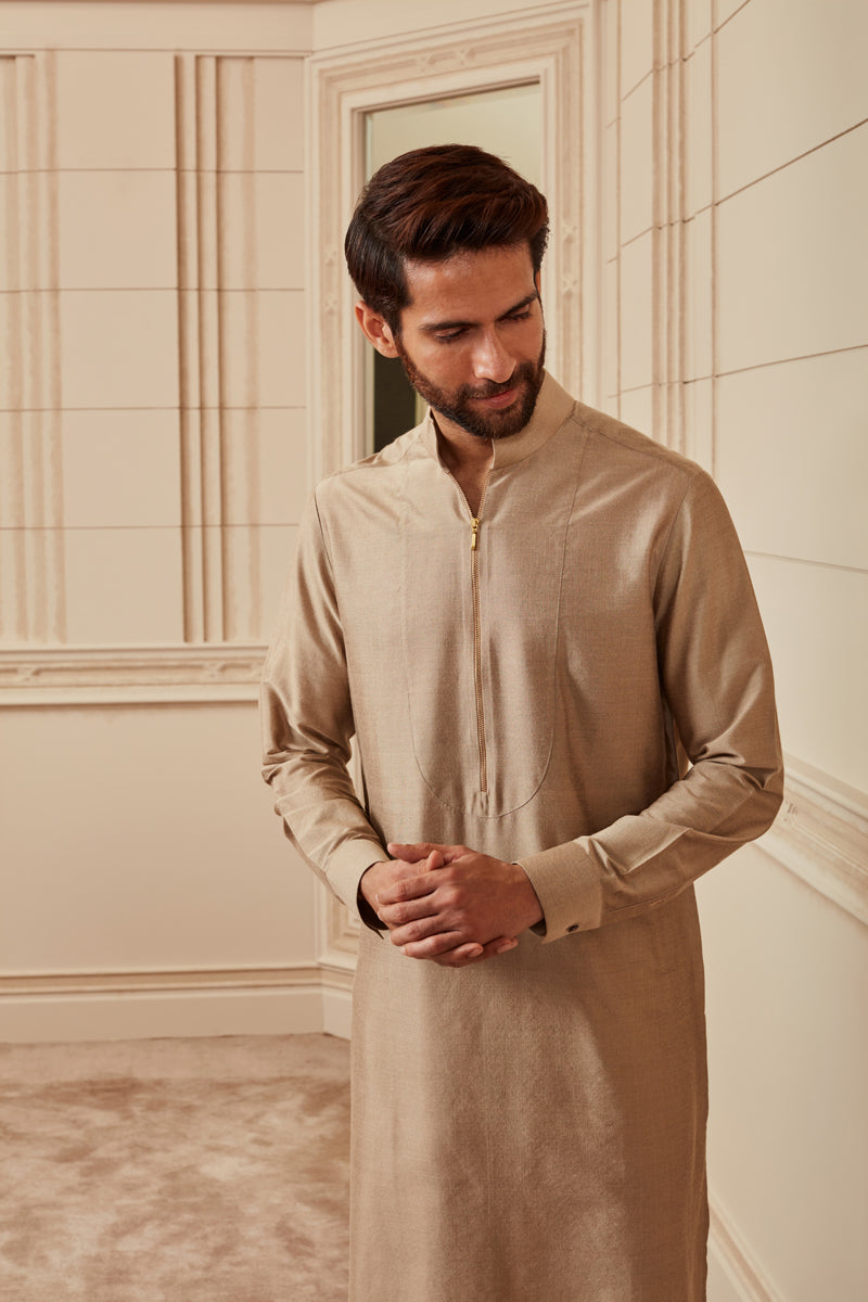 Off White Kurta With Zipper Placket