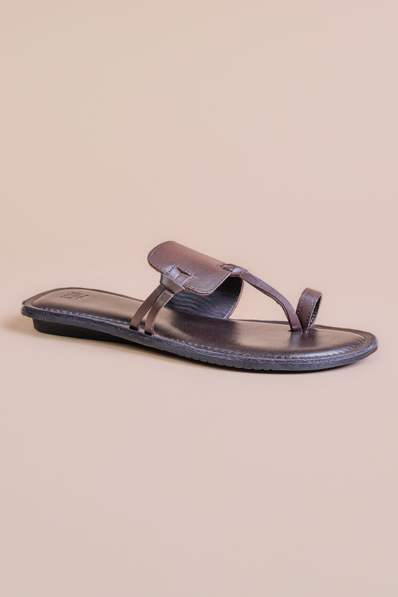 Chocolate Single-Toe Loop Leather Sandal