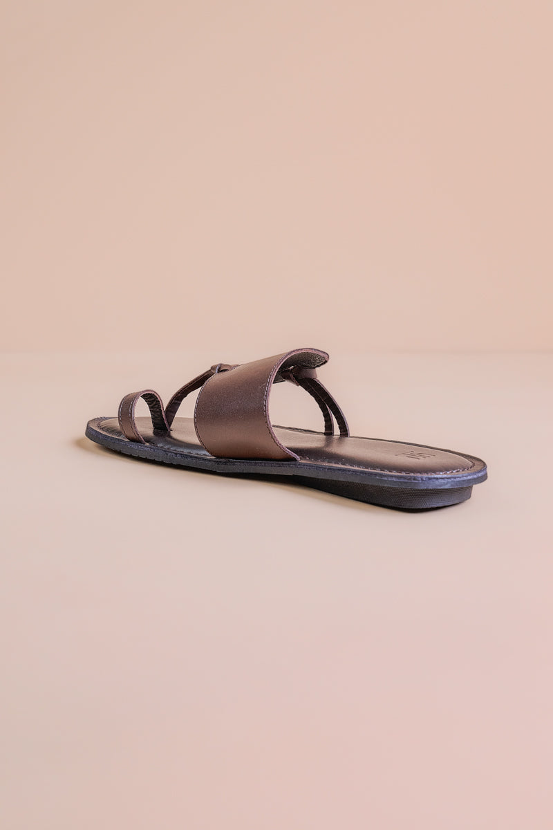 Chocolate Single-Toe Loop Leather Sandal