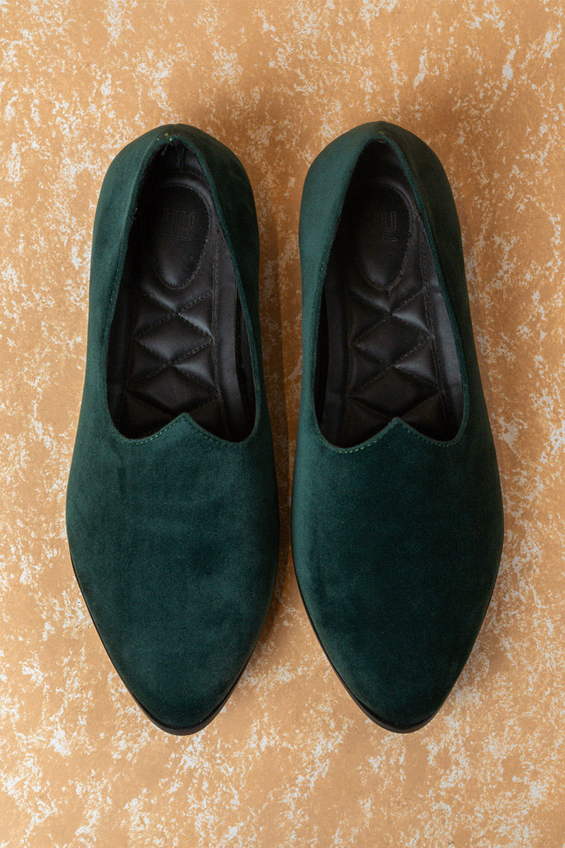 Dark Green Velvet Mojari