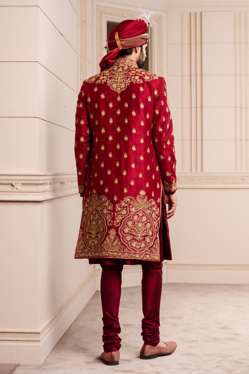 Maroon Dori And Zardozi Embroidered Sherwani