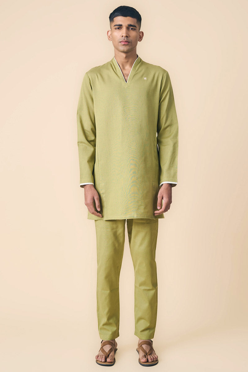 Single Kurta With Contrast Detailing